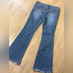 Vintage SO Y2K Low Rise Flare Jeans- Size:9